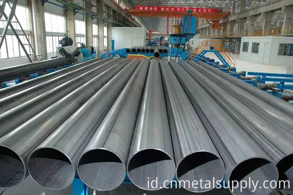 Welded Steel Pipes7 Jpg